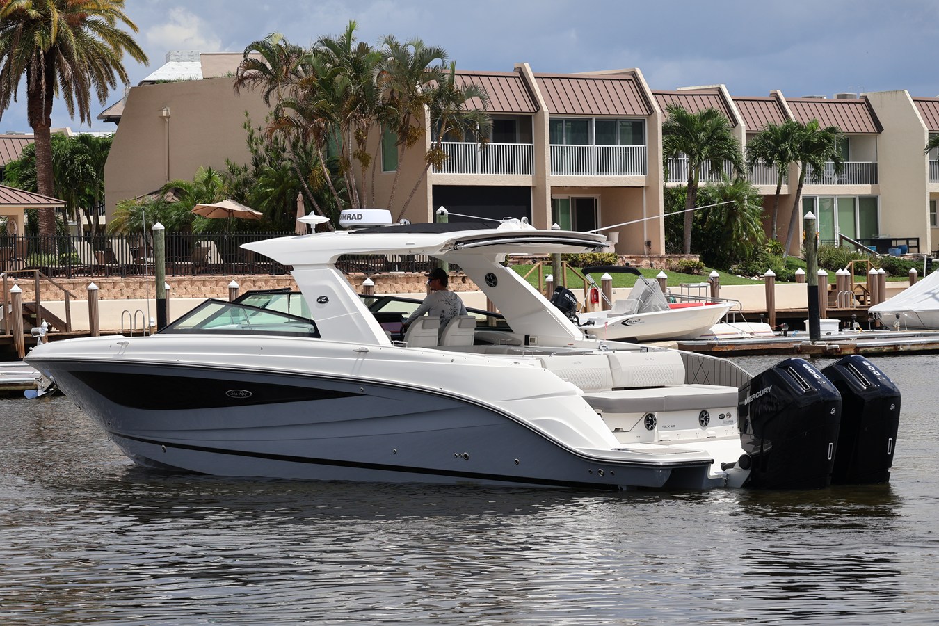 2026 Sea Ray SLX 400 Outboard 20