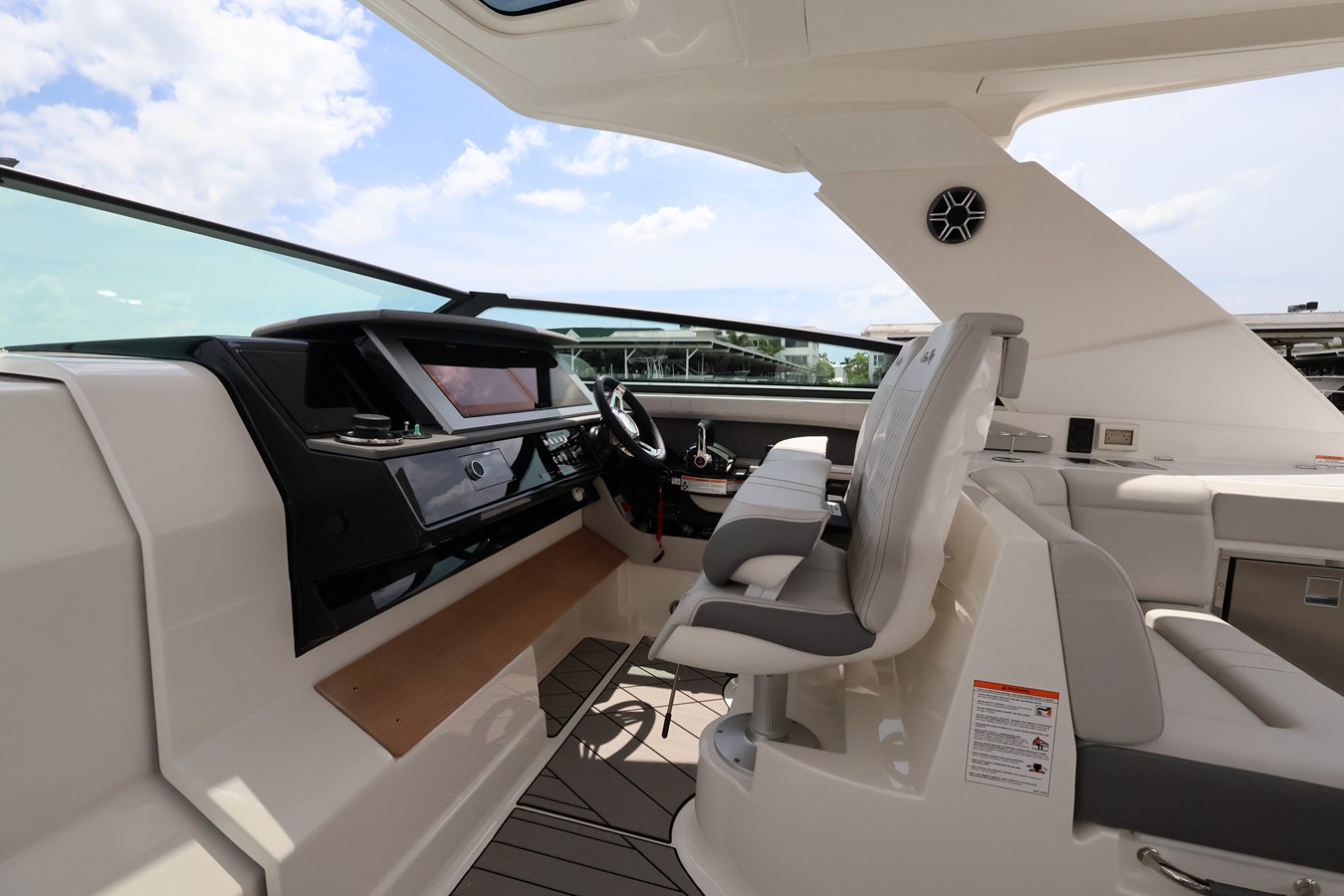 2026 Sea Ray SLX 400 Outboard 40