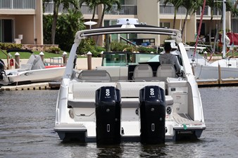 2026 Sea Ray SLX 400 Outboard 17