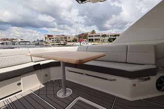 2026 Sea Ray SLX 400 Outboard 34