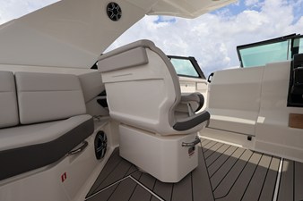 2026 Sea Ray SLX 400 Outboard 36