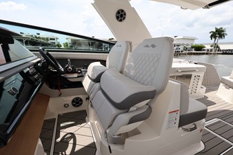 2026 Sea Ray SLX 400 Outboard 41