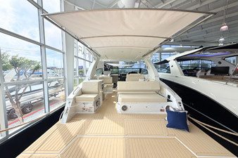 Cruisers Yachts 34 GLS 9 2026 Cruisers Yachts 34 GLS 10