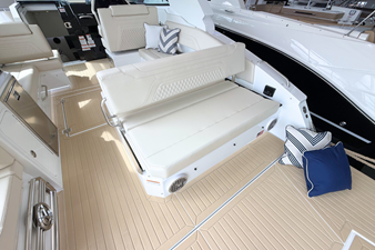 Cruisers Yachts 34 GLS 13 2026 Cruisers Yachts 34 GLS 14