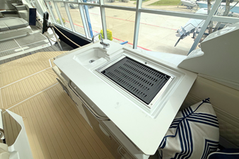 Cruisers Yachts 34 GLS 17 2026 Cruisers Yachts 34 GLS 18