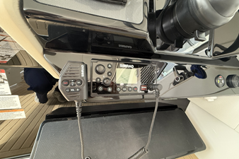 Cruisers Yachts 34 GLS 32 2026 Cruisers Yachts 34 GLS 33