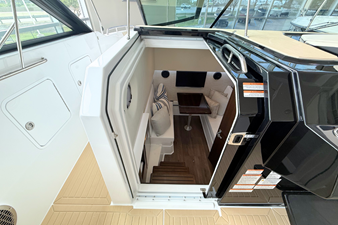 Cruisers Yachts 34 GLS 44 2026 Cruisers Yachts 34 GLS 45