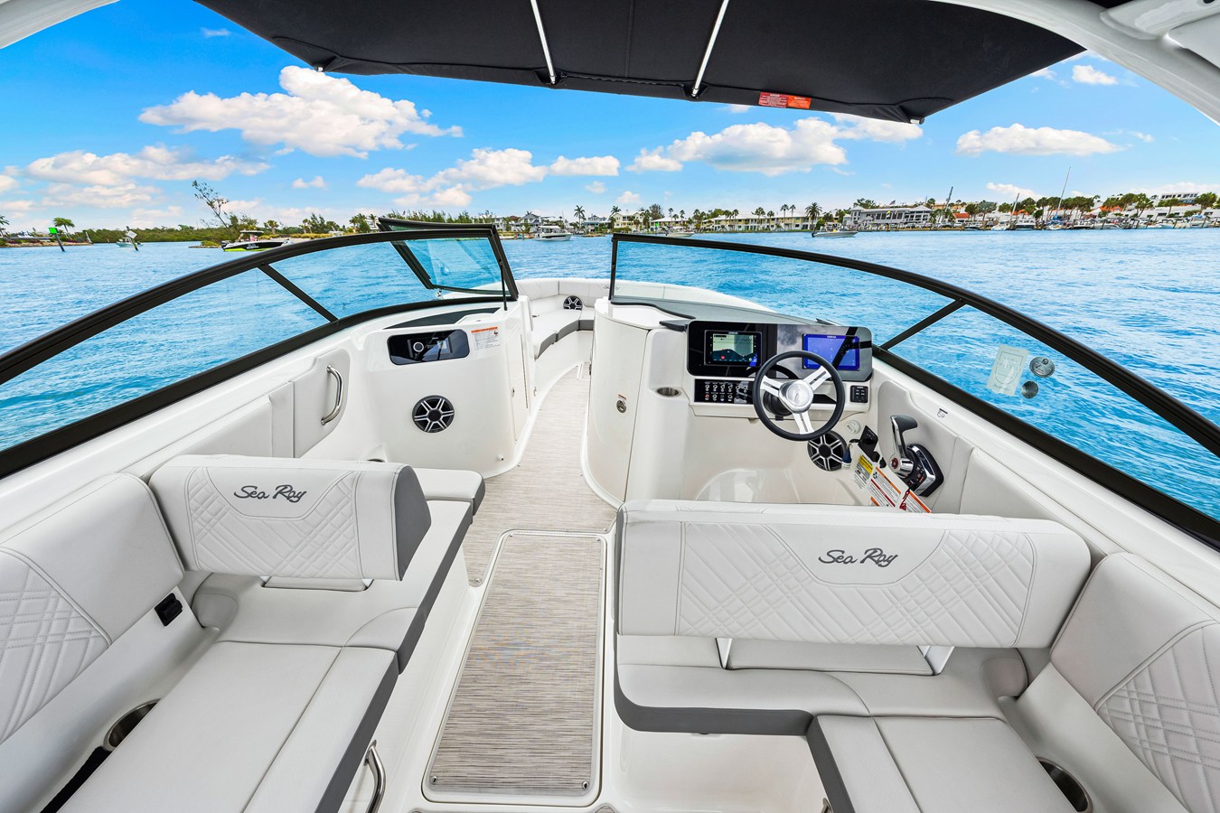 2026 Sea Ray SDX 250 Outboard 12