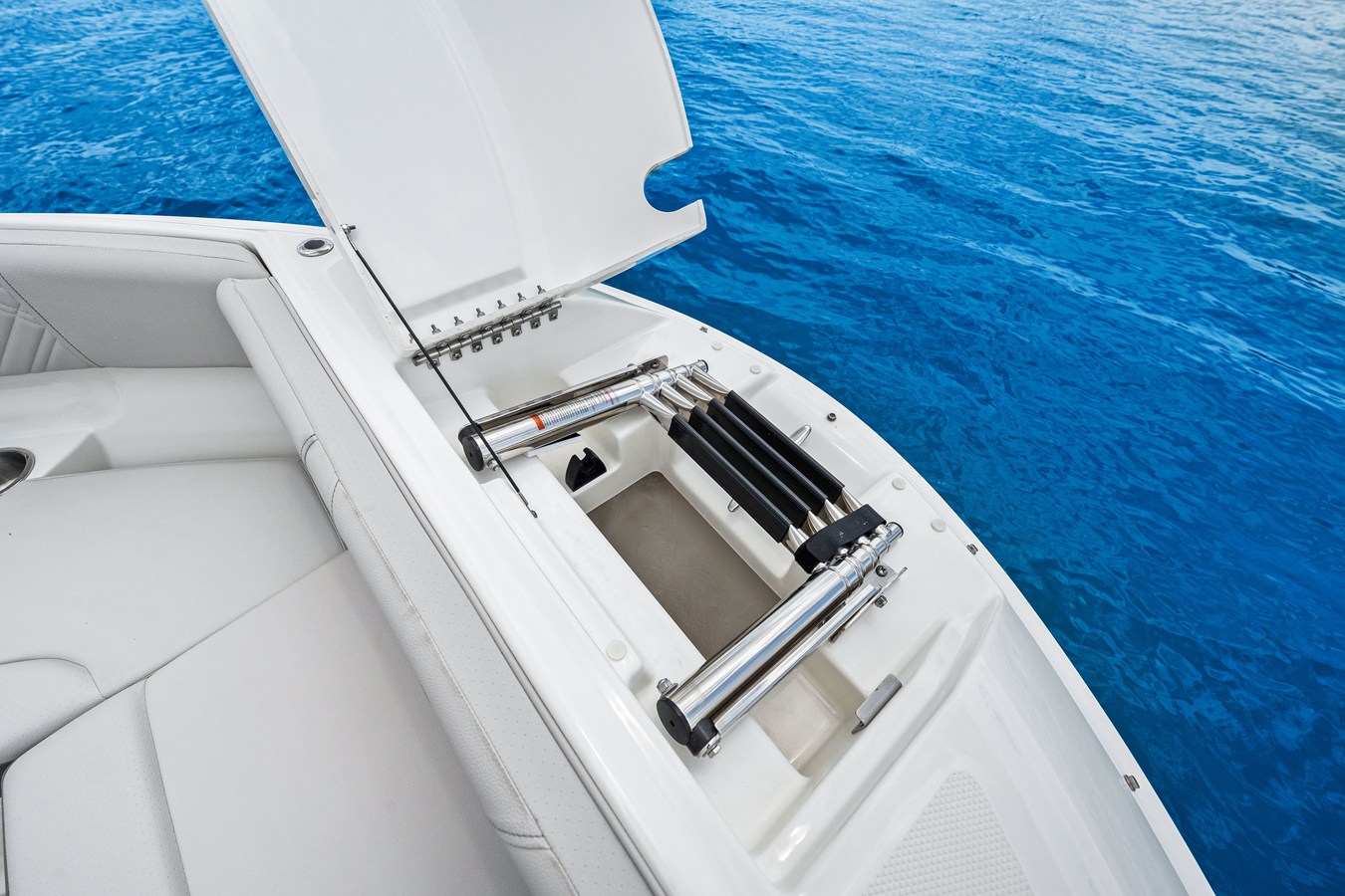 2026 Sea Ray SDX 250 Outboard 66
