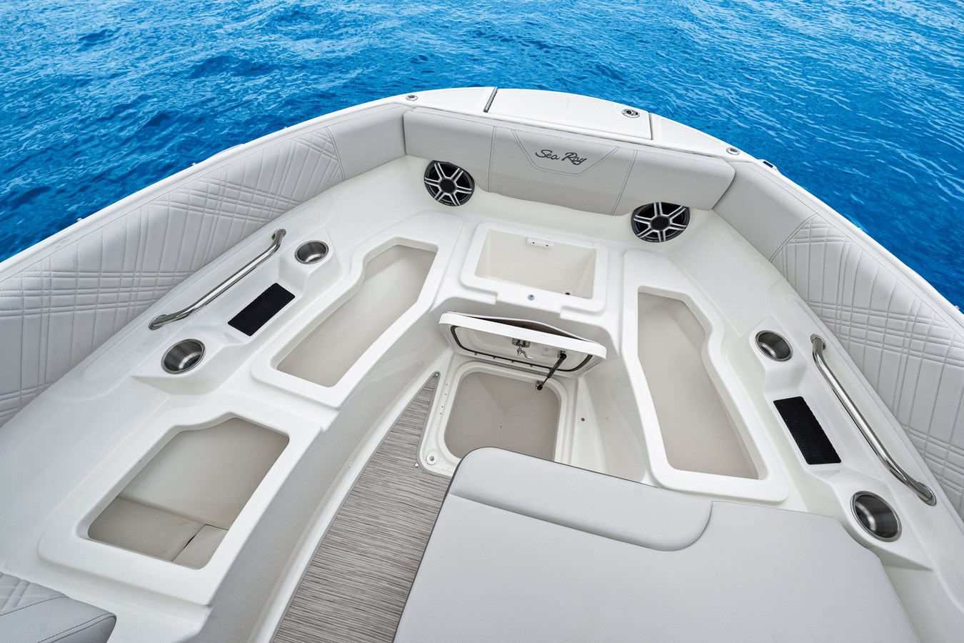 2026 Sea Ray SDX 250 Outboard 67