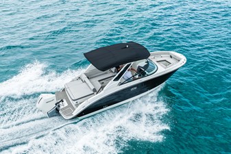 2026 Sea Ray SDX 250 Outboard 27
