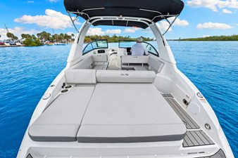 2026 Sea Ray SDX 250 Outboard 36