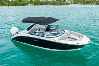 2026 Sea Ray SDX 250 Outboard 52