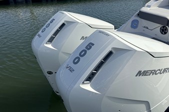 Sea Ray SLX 400 Outboard 4 2026 Sea Ray SLX 400 Outboard 5