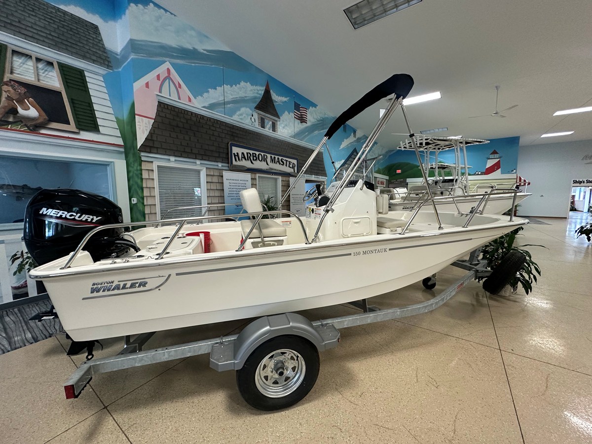 2026 Boston Whaler 150 Montauk 2