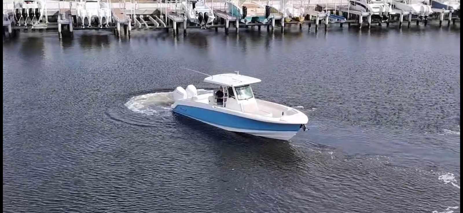 2026 Boston Whaler 330 Outrage 45