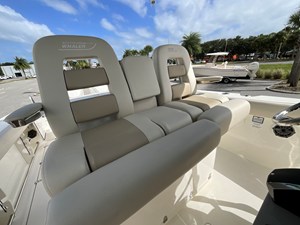 2026 Boston Whaler 330 Outrage 22