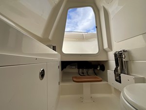 2026 Boston Whaler 330 Outrage 25
