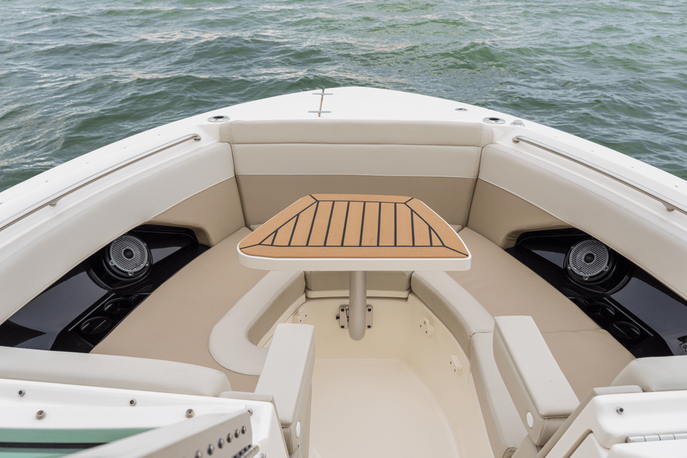 2027 Boston Whaler 280 Vantage 40