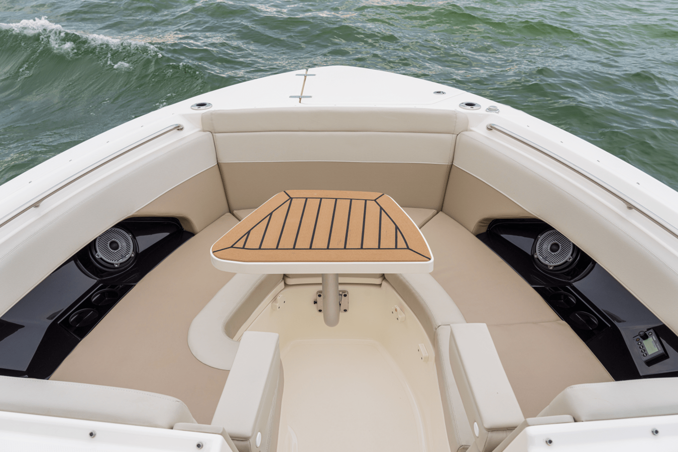 2027 Boston Whaler 280 Vantage 42