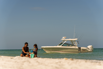 2027 Boston Whaler 280 Vantage 16