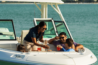 2027 Boston Whaler 280 Vantage 17