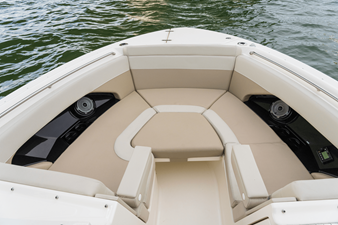 2027 Boston Whaler 280 Vantage 38