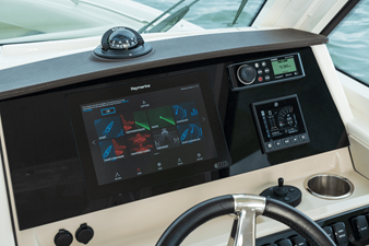 2027 Boston Whaler 280 Vantage 48