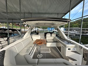 Sea Ray 400 SLX 1 2022 Sea Ray 400 SLX 2