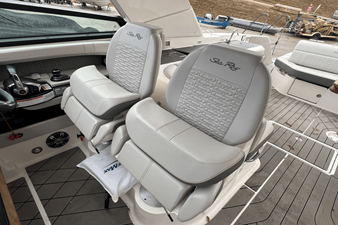 Sea Ray 400 SLX 9 2022 Sea Ray 400 SLX 10