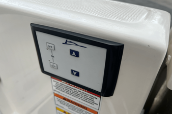 Sea Ray 400 SLX 14 2022 Sea Ray 400 SLX 15