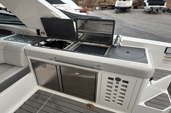 Sea Ray 400 SLX 15 2022 Sea Ray 400 SLX 16