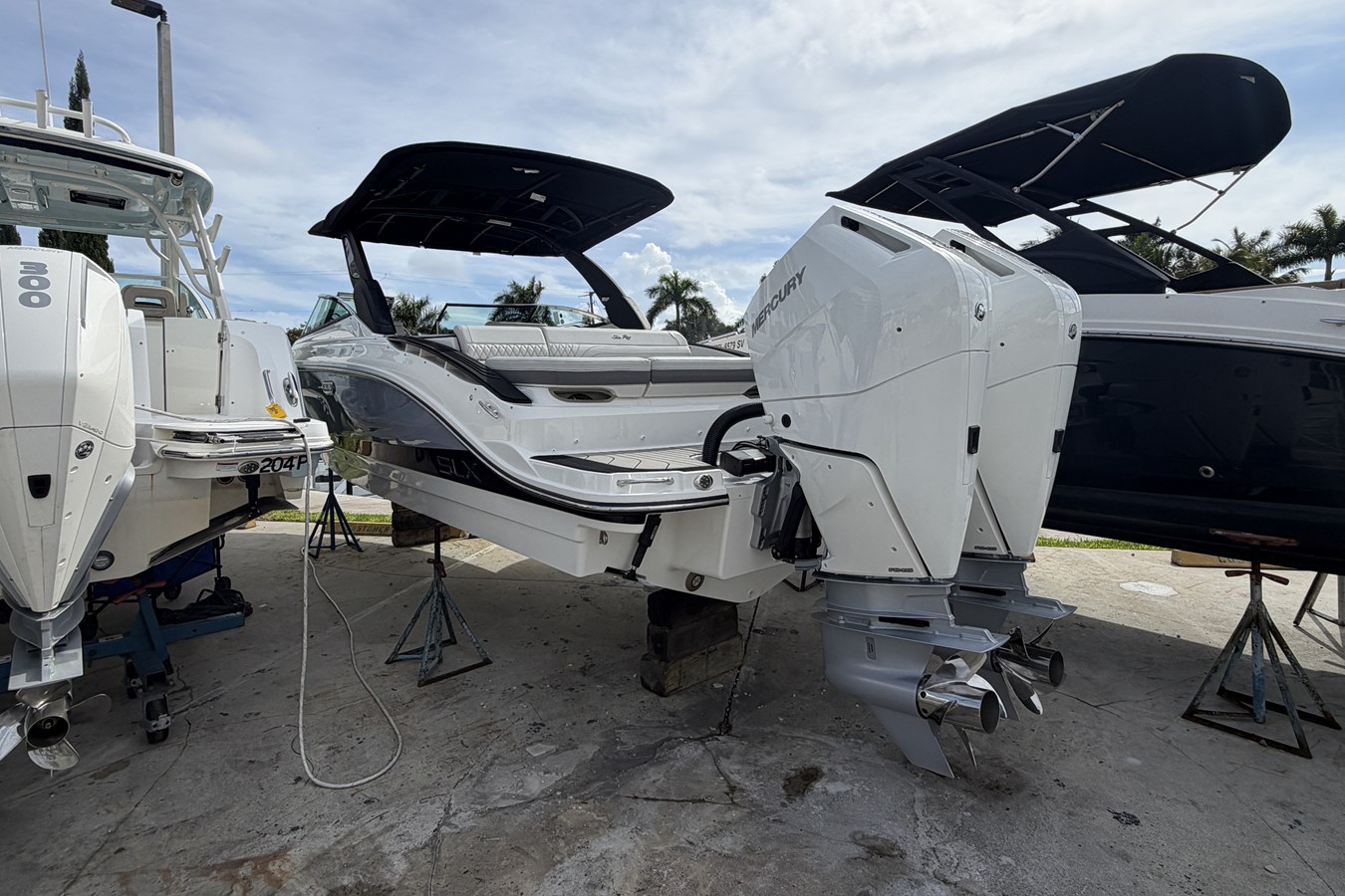 2026 Sea Ray SLX 280 Outboard 4