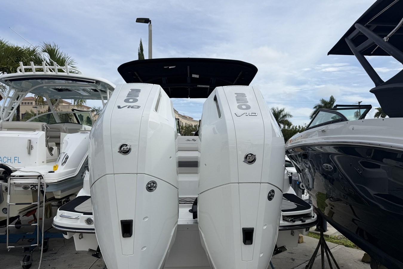 2026 Sea Ray SLX 280 Outboard 6