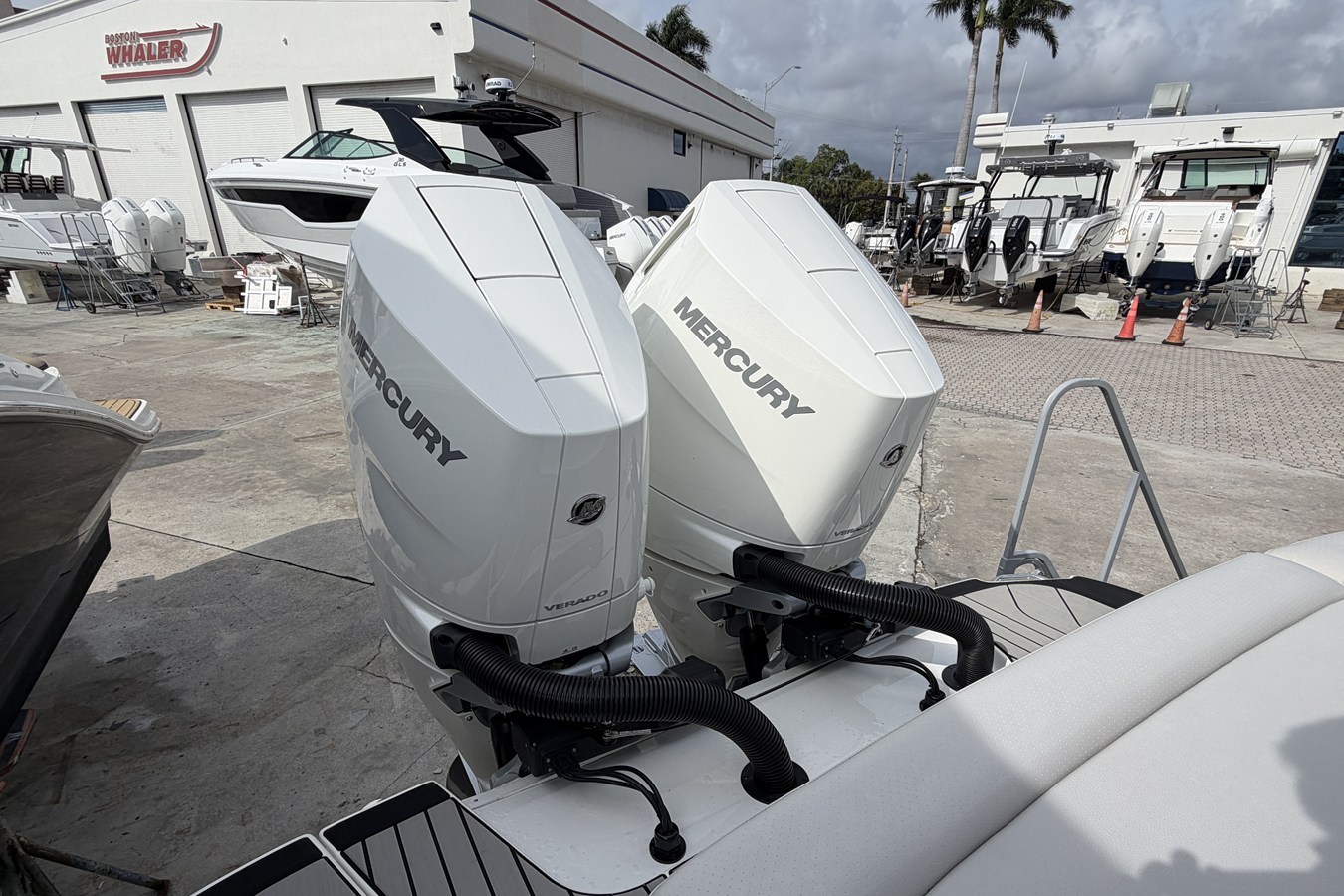 2026 Sea Ray SLX 280 Outboard 7