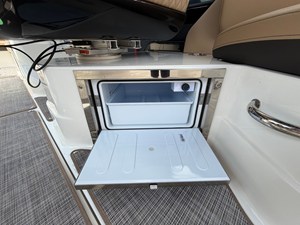 Sea Ray SLX 280 25 2025 Sea Ray SLX 280 26