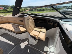 Sea Ray SLX 280 35 2025 Sea Ray SLX 280 36