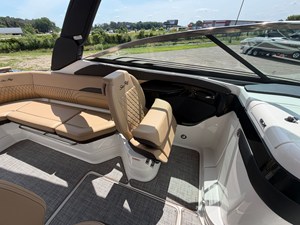 Sea Ray SLX 280 36 2025 Sea Ray SLX 280 37