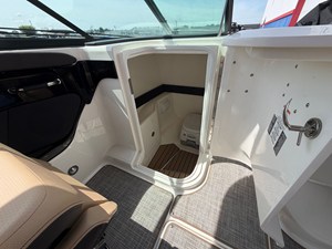 Sea Ray SLX 280 40 2025 Sea Ray SLX 280 41
