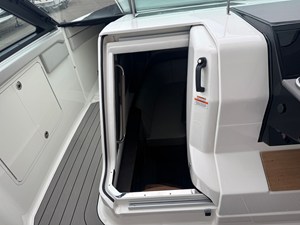Sea Ray SLX 400 36 2026 Sea Ray SLX 400 37