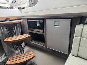 Sea Ray SLX 400 41 2026 Sea Ray SLX 400 42