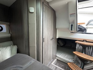Sea Ray SLX 400 42 2026 Sea Ray SLX 400 43