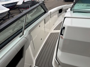 Sea Ray SLX 400 48 2026 Sea Ray SLX 400 49