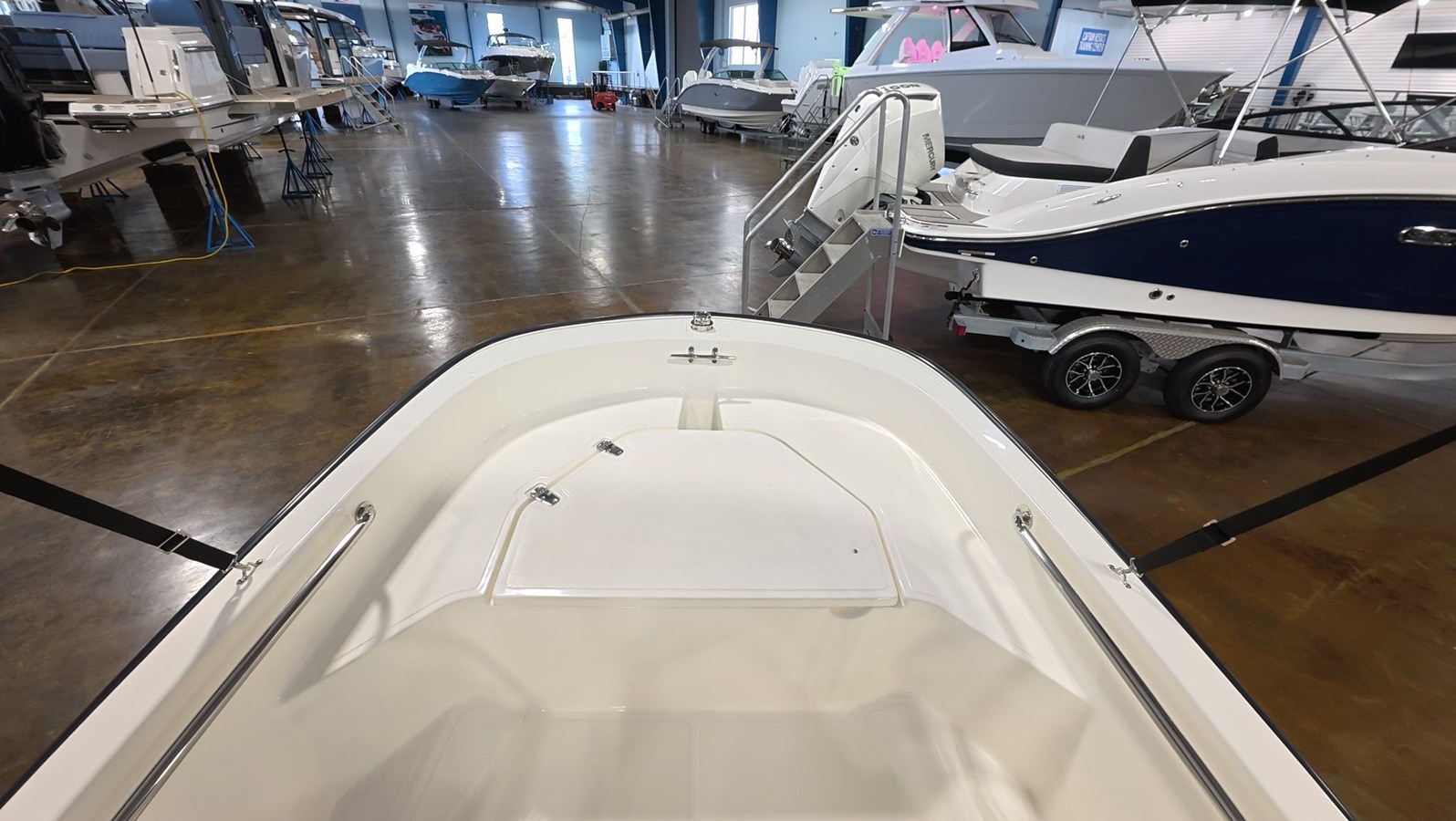 2026 Boston Whaler 130 Super Sport 10