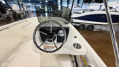 2026 Boston Whaler 130 Super Sport 7