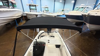 2026 Boston Whaler 130 Super Sport 12