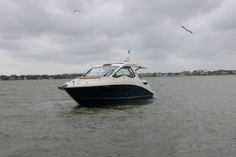 Sea Ray Sundancer 350 1 2018 Sea Ray Sundancer 350 2