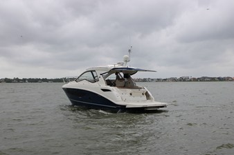 Sea Ray Sundancer 350 12 2018 Sea Ray Sundancer 350 13