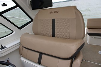 Sea Ray Sundancer 350 26 2018 Sea Ray Sundancer 350 27