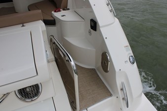 Sea Ray Sundancer 350 43 2018 Sea Ray Sundancer 350 44